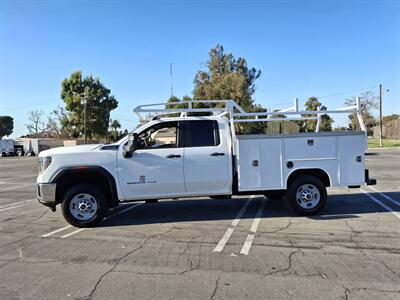 2022 GMC Sierra 2500HD Pro Utility,6.6L Gas,Ladder rack,  8 ft Harbor bed! - Photo 6 - Santa Ana, CA 92703