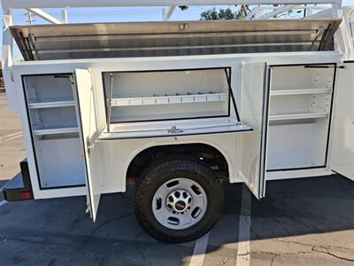 2022 GMC Sierra 2500HD Pro Utility,6.6L Gas,Ladder rack,  8 ft Harbor bed! - Photo 3 - Santa Ana, CA 92703
