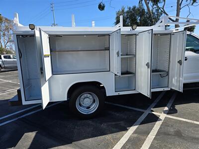 2019 Ford F-550 Super Duty 6.7L DIESEL,11FT HARBOR ENCLOSED JUMBO BED! - Photo 4 - Santa Ana, CA 92703