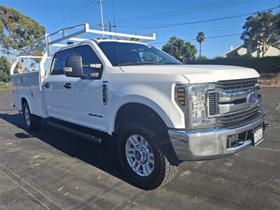 2019 Ford F350 XL  4-WHEEL DRIVE! - Photo 2 - Santa Ana, CA 92703