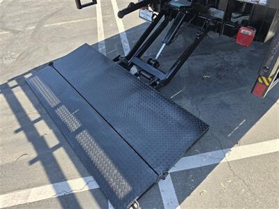2019 Ford F450 XLT STAKE BED 6.8L V10,16FT BED  WITH 2K LBS PWR LIFT GATE! - Photo 15 - Santa Ana, CA 92703