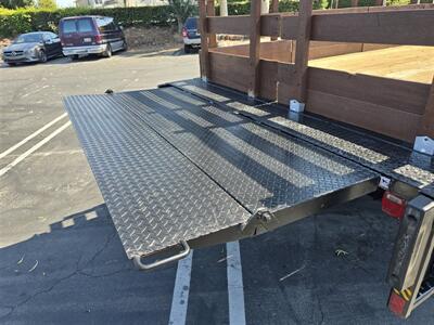 2019 Ford F450 XLT STAKE BED 6.8L V10,16FT BED  WITH 2K LBS PWR LIFT GATE! - Photo 3 - Santa Ana, CA 92703