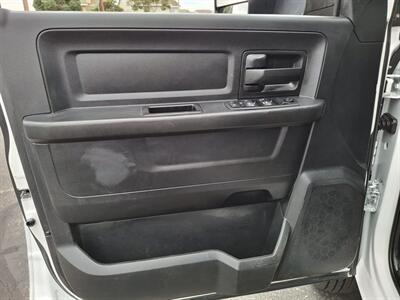2016 RAM 3500 Tradesman, Utility 6.7L Cummins, 9ft Scelzi bed,Only 79k Miles! - Photo 16 - Santa Ana, CA 92703