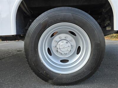 2021 FORD F550 XLT UTILITY SERVICE, 4-WHEEL DRIVE, ONLY 39K MILES! - Photo 21 - Santa Ana, CA 92703