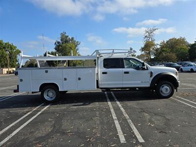 2021 FORD F550 XLT UTILITY SERVICE, 4-WHEEL DRIVE, ONLY 39K MILES! - Photo 4 - Santa Ana, CA 92703