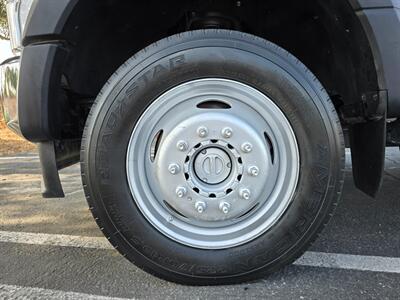 2021 FORD F550 XLT UTILITY SERVICE, 4-WHEEL DRIVE, ONLY 39K MILES! - Photo 22 - Santa Ana, CA 92703
