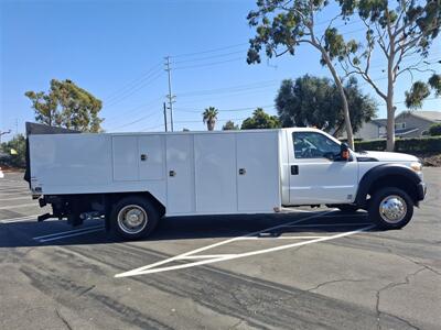 2016 Ford F550 XL  2200LB PWR LIFT GATE! - Photo 1 - Santa Ana, CA 92703