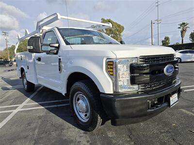 2019 Ford Commercial F-350 Super Duty XL Utility 6.2L Flex ,Knapheide bed,newer tires, Ladder rack! - Photo 5 - Santa Ana, CA 92703