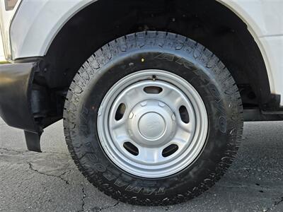 2019 Ford Commercial F-350 Super Duty XL Utility 6.2L Flex ,Knapheide bed,newer tires, Ladder rack! - Photo 14 - Santa Ana, CA 92703