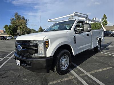 2019 Ford Commercial F-350 Super Duty XL Utility 6.2L Flex ,Knapheide bed,newer tires, Ladder rack! - Photo 4 - Santa Ana, CA 92703