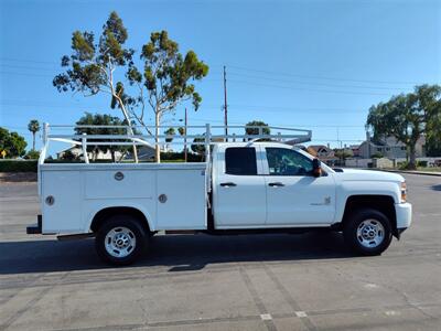 2019 Chevrolet Silverado 2500 UTILITY   - Photo 4 - Santa Ana, CA 92703