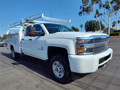 2019 Chevrolet Silverado 2500 UTILITY   - Photo 3 - Santa Ana, CA 92703