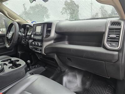 2019 RAM Ram 3500 Tradesman Utility Service 6.7L Cummins,  4-wheel drive! - Photo 19 - Santa Ana, CA 92703