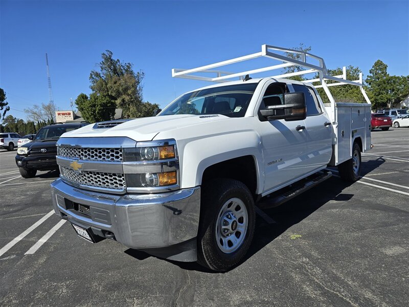 2019 Chevrolet Silverado 3500 HD UTILITY 6.6L DURAMAX DIESEL,  4-WHEEL DRIVE! - Photo 1 - Santa Ana, CA 92703