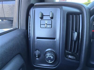 2019 Chevrolet Silverado 3500 HD UTILITY 6.6L DURAMAX DIESEL,  4-WHEEL DRIVE! - Photo 26 - Santa Ana, CA 92703