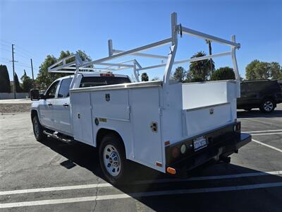 2019 Chevrolet Silverado 3500 HD UTILITY 6.6L DURAMAX DIESEL,  4-WHEEL DRIVE! - Photo 6 - Santa Ana, CA 92703