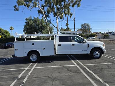 2022 Ford Commercial F-350 Super Duty XL  Utility 6.7L Diesel,9ft Knapheide bed. - Photo 4 - Santa Ana, CA 92703