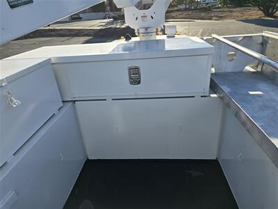 2012 FORD F450 XL BUCKET 6.8L V10 GAS,30.6ft FROM PLATFORM,  ELECTRICT GEN,AIR COMPRESSOR! - Photo 18 - Santa Ana, CA 92703