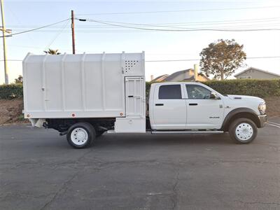 2019 Dodge 5500 SLT CHIPPER DUMP 6.7L DIESEL,  ONLY 47K MILES! - Photo 4 - Santa Ana, CA 92703