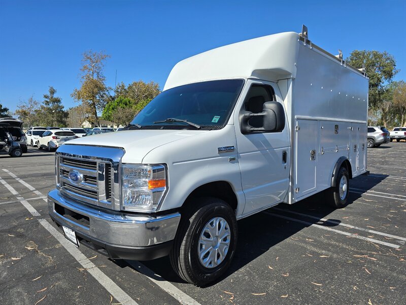 2018 Ford PLUMBER E-350 SD PLUMBING,12FT BED!   - Photo 1 - Santa Ana, CA 92703