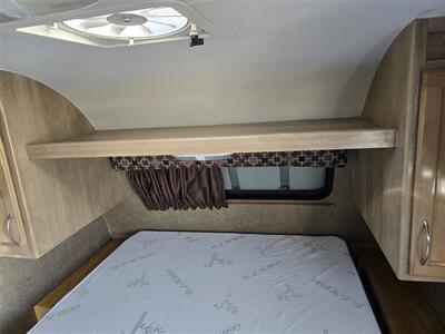 2017 ECON CCH 16RB,STOVE,SHOWER,FRIDGE,BED,  & MORE! - Photo 23 - Santa Ana, CA 92703