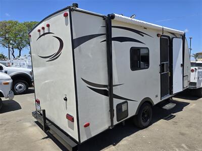 2017 ECON CCH 16RB,STOVE,SHOWER,FRIDGE,BED,  & MORE! - Photo 5 - Santa Ana, CA 92703