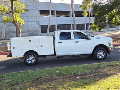 2023 RAM 2500 Tradesman Utility 6.7L Cummins, 4-wheel drive! - Photo 4 - Santa Ana, CA 92703