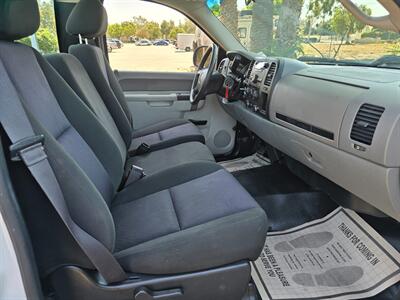 2013 GMC Sierra 2500HD UTILITY 6.0L GAS,ONLY 58K MILES! - Photo 18 - Santa Ana, CA 92703