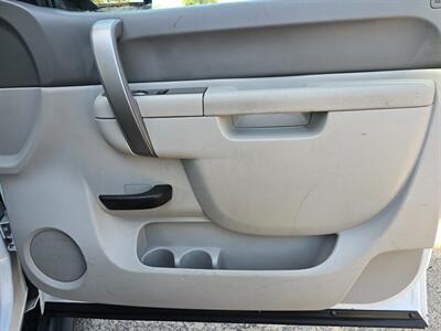 2013 GMC Sierra 2500HD UTILITY 6.0L GAS,ONLY 58K MILES! - Photo 19 - Santa Ana, CA 92703