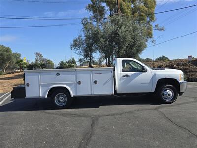 2011 Chevrolet 3500 LS Utility 6.0L Gas,11ft Royal bed!   - Photo 1 - Santa Ana, CA 92703