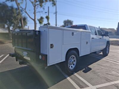 2017 Chevrolet 3500 Work truck  power lift gate! - Photo 33 - Santa Ana, CA 92703