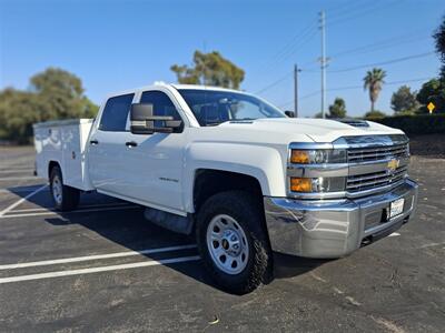 2017 Chevrolet 3500 Work truck  power lift gate! - Photo 24 - Santa Ana, CA 92703