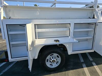 2019 Chevrolet 2500HD LS UTILITY 6.0L GAS,LADDER RACK!   - Photo 2 - Santa Ana, CA 92703