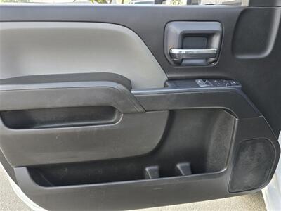 2019 Chevrolet 3500 SERVICE UTILITY,6.0L GAS,12FT HARBOR BED,  LADDER RACK! - Photo 17 - Santa Ana, CA 92703