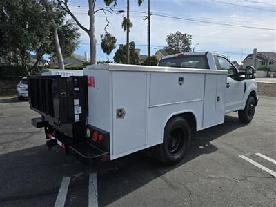 2019 Ford Commercial F350 Super Duty XL Utility 6.2L Gas,9ft Harbor bed,  1600lb power lift gate! - Photo 4 - Santa Ana, CA 92703