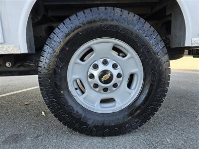 2023 Chevrolet 2500 LS  Utility 6.6L gas,8ft Royal bed,4 new tires! - Photo 18 - Santa Ana, CA 92703