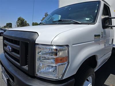 2022 Ford Commercial E-450 CUTAWAY   - Photo 31 - Santa Ana, CA 92703