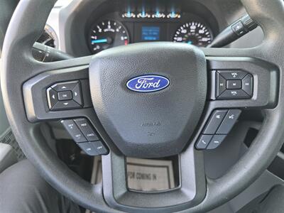 2022 Ford Commercial E-450 CUTAWAY   - Photo 13 - Santa Ana, CA 92703