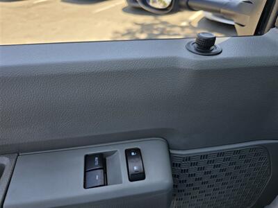 2022 Ford Commercial E-450 CUTAWAY   - Photo 29 - Santa Ana, CA 92703