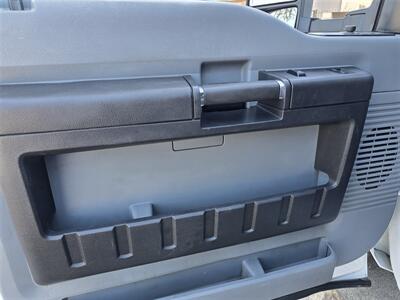 2015 Ford F250 XL Utility 6.2L gas,4x4 with only 99K miles!   - Photo 17 - Santa Ana, CA 92703