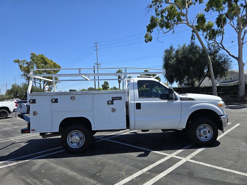 2015 Ford F250 XL Utility 6.2L gas,4x4 with only 99K miles! - Photo 1 - Santa Ana, CA 92703