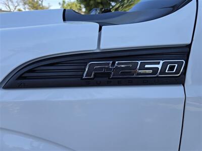 2015 Ford F250 XL Utility 6.2L gas,4x4 with only 99K miles!   - Photo 19 - Santa Ana, CA 92703