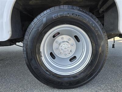 2022 Ford F-350 Super Duty XL Utility 6.7L Diesel,9ft bed,ladder rack! - Photo 14 - Santa Ana, CA 92703