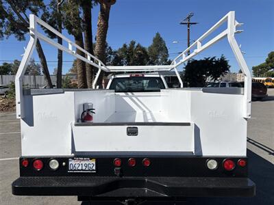 2017 Chevrolet Silverado 3500HD CC Work Truck   - Photo 10 - Santa Ana, CA 92703