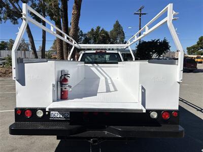 2017 Chevrolet Silverado 3500HD CC Work Truck   - Photo 11 - Santa Ana, CA 92703