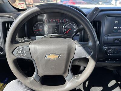 2017 Chevrolet Silverado 3500HD CC Work Truck   - Photo 19 - Santa Ana, CA 92703