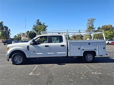 2017 Ford F-350 Super Duty XL Utility 6.7L Diesel,heavy duty ladder rack.   - Photo 24 - Santa Ana, CA 92703