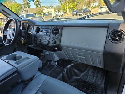2015 Ford F250 XL UTILITY 6.2L GAS,ONLY 4 NEW TIRES! - Photo 18 - Santa Ana, CA 92703