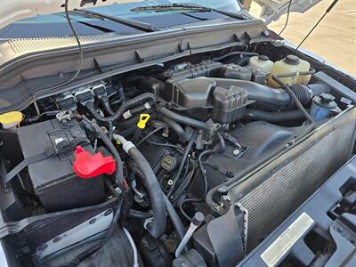 2015 Ford F250 XL UTILITY 6.2L GAS,ONLY 4 NEW TIRES! - Photo 12 - Santa Ana, CA 92703