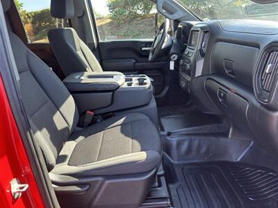 2021 Chevrolet Silverado 2500HD GLASS TRUCK  Silverado 2500HD - Photo 18 - Santa Ana, CA 92703